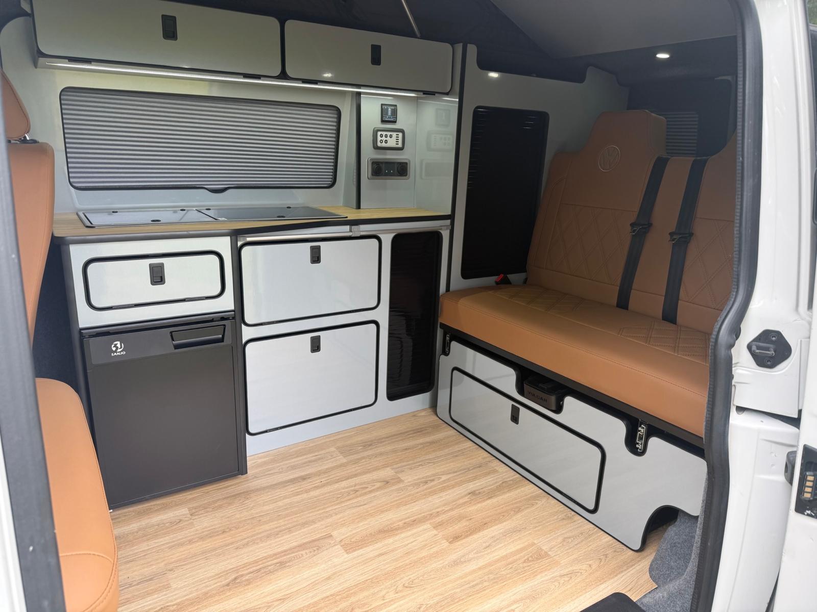 Ford Transit Custom 300 Limited – 2.0 TDCi