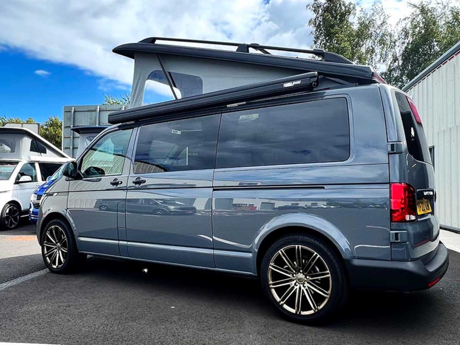 Pegasus -Volkswagen Transporter T6 – Silver/ Grey - Interior 3