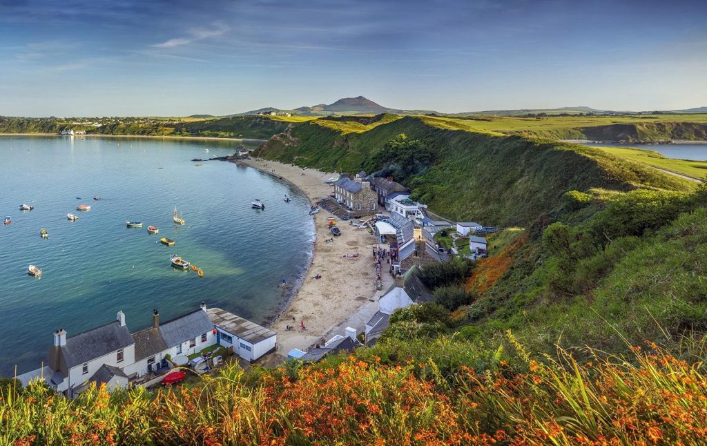 What are the most scenic places to visit in Wales?