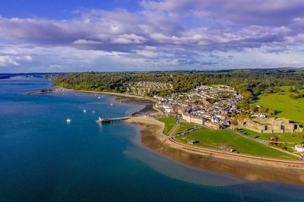 What are the most scenic places to visit in Wales?